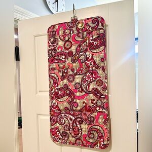 Vera Bradley Keep It Up Hanging Organizer